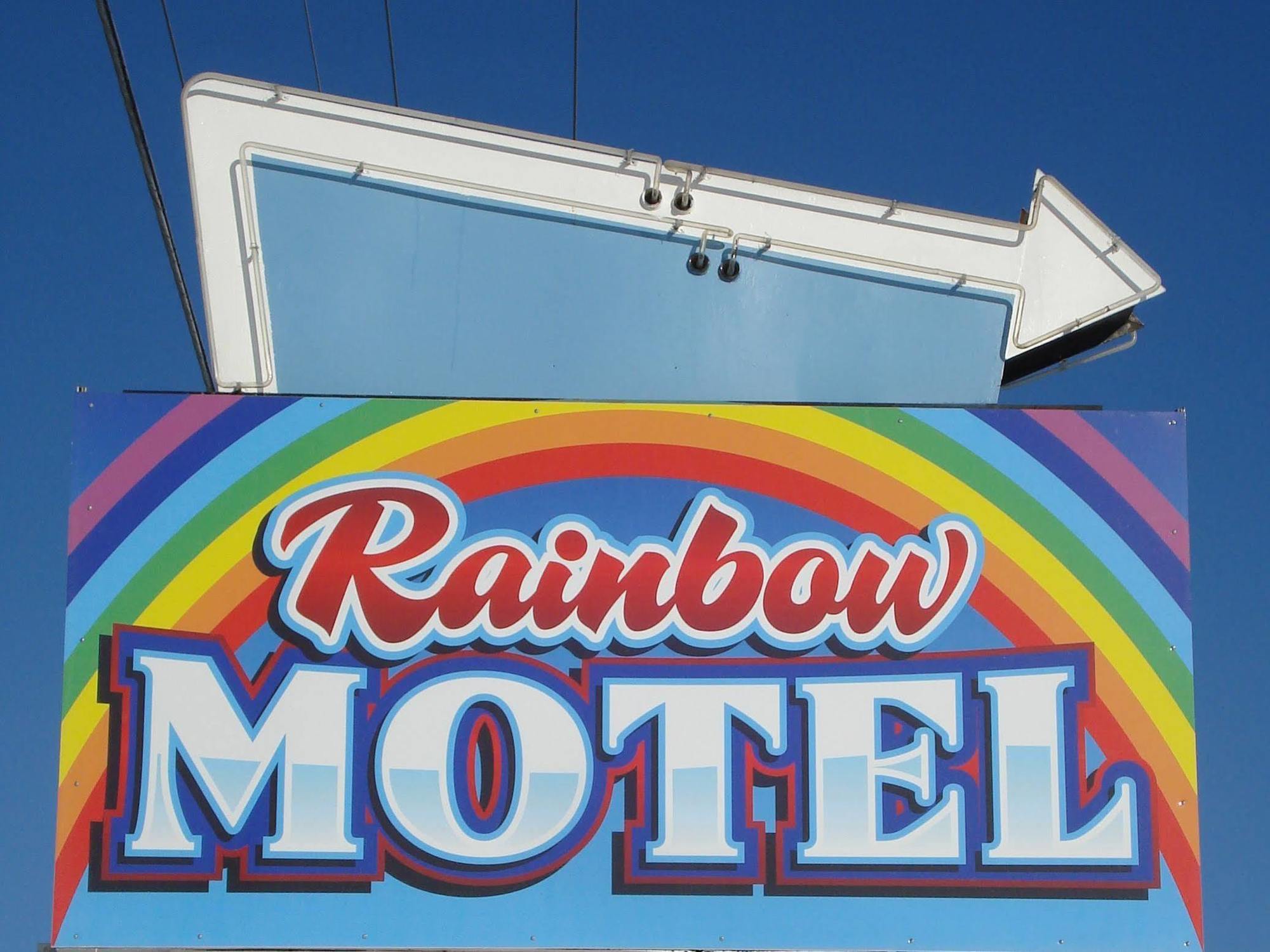 Rainbow Motel Уотертаун Экстерьер фото